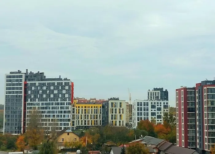 Panorama львів,зелена 263 アパート *