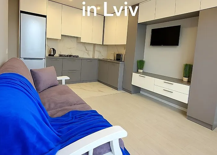 Panorama львів,зелена 263 *